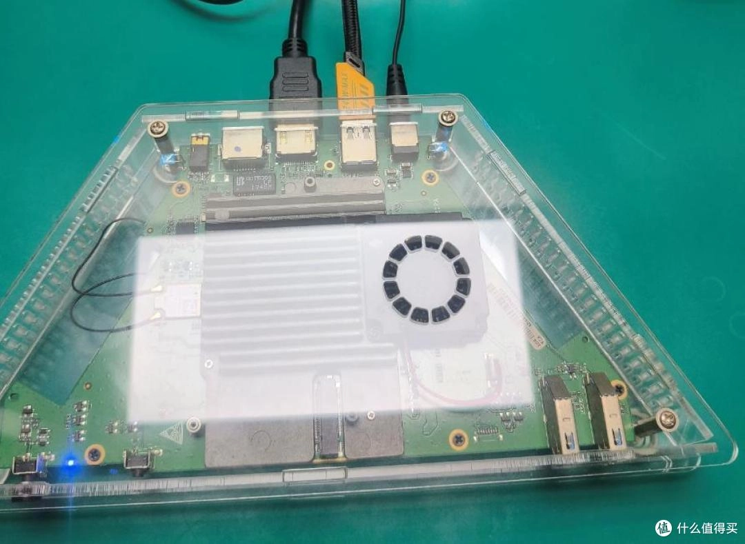 闲鱼流出249元的锐角云小主机，N3450CPU 8G内存 64G+128G双硬盘