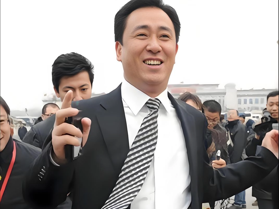 网友整理的被许家印坑惨了的10位大佬：马云才排第9，第1名亏360亿遭悬赏