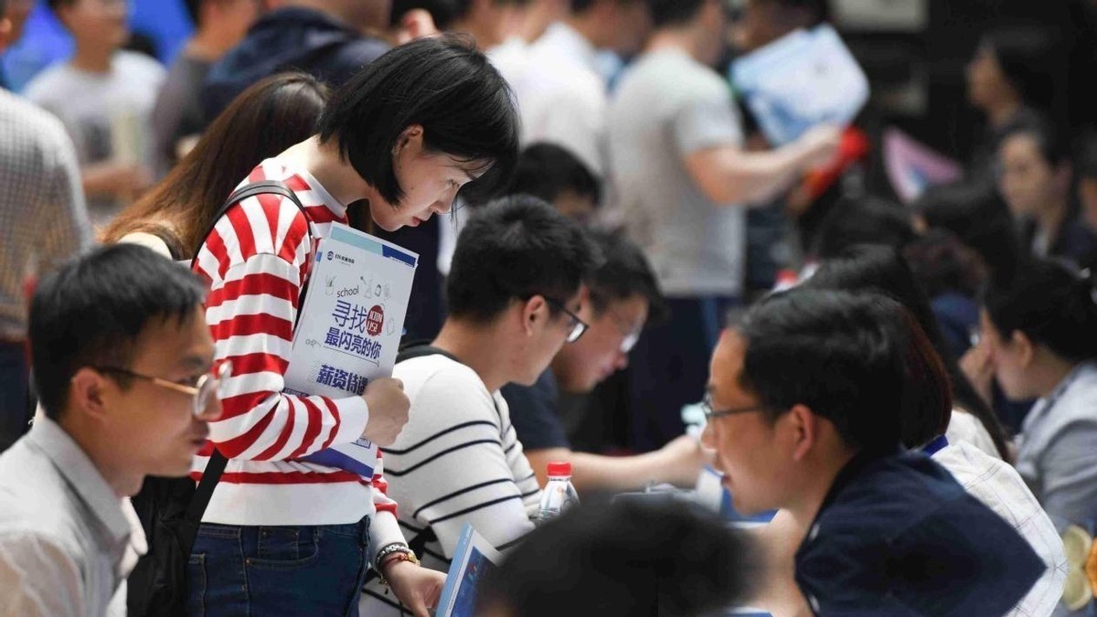 “尼特族” 已达 2.6 亿，比啃老还令人唾弃，离开父母会怎样