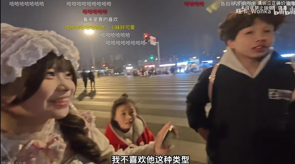 让精神小妹“善堕”后,数百万追更网友却集体破防了