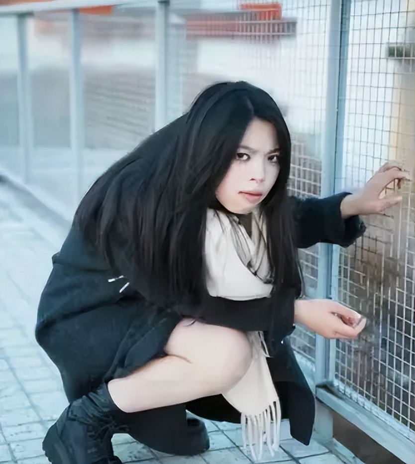 让精神小妹“善堕”后,数百万追更网友却集体破防了