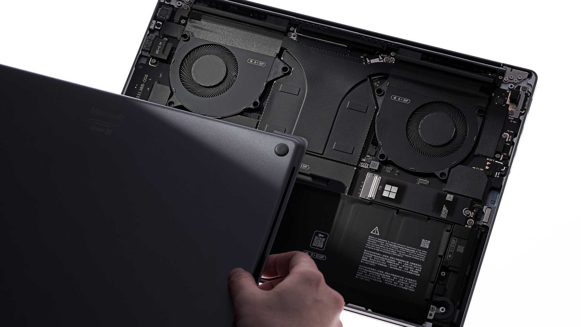 微软以旧换新吸引Mac用户换购Surface Laptop Ultra 最高返现1000美元