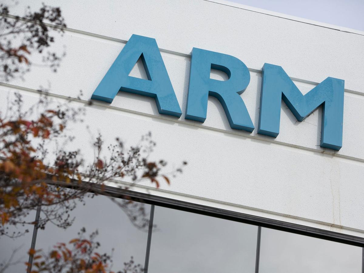 Arm想销毁的芯片没毁成,改卡V10了