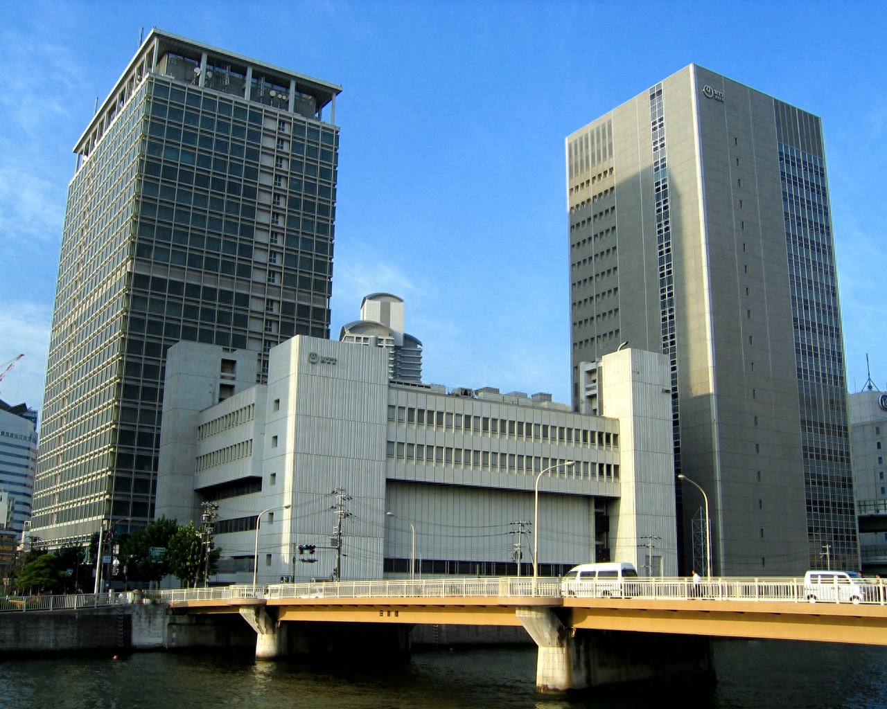 日本电信巨头NTT将为Anthropic建设日本首座专用数据中心 推动本土AI基础设施发展