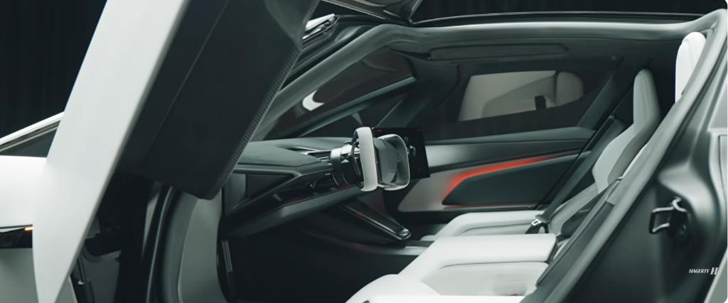 特斯拉高管详解新Roadster:放弃四驱、专用4680电池,目标车重不到1.7吨